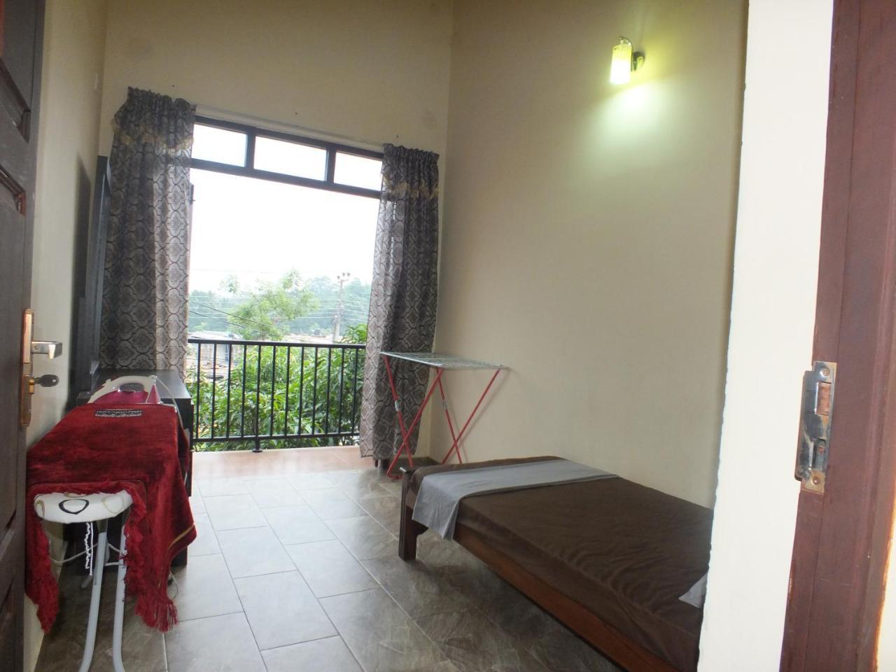 Hillsview Rest & Guest House Matale Exteriör bild